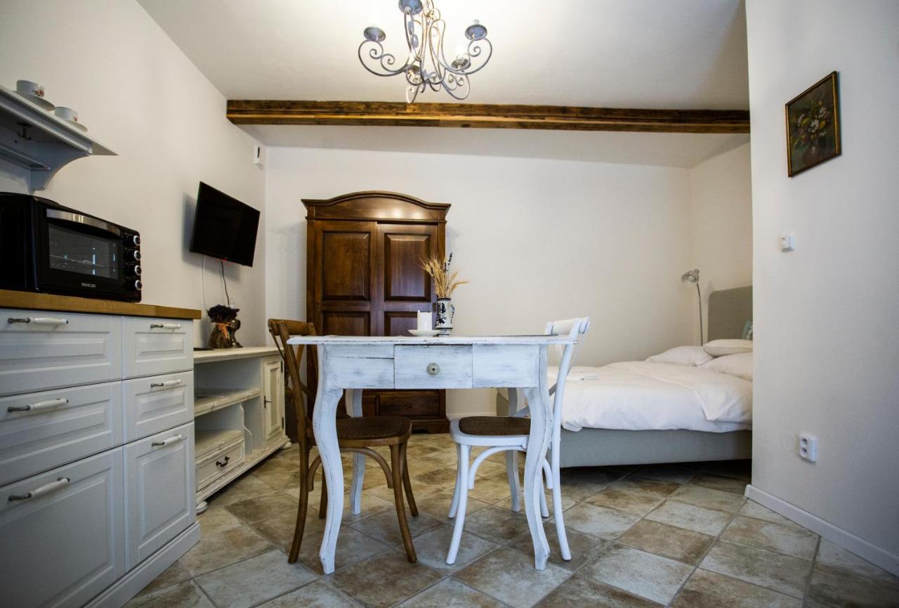 Mikulov Apartmany Magistr Exterior photo