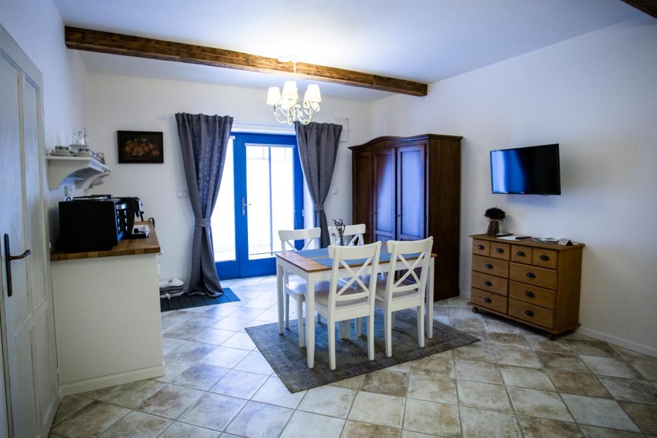 Mikulov Apartmany Magistr Exterior photo
